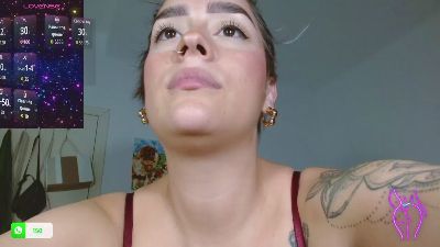 khloeMoon webcam model stream image