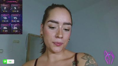 khloeMoon webcam model stream image