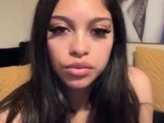 69jen webcam model stream image