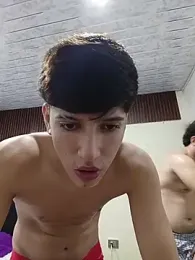MenOnlyHot webcam model stream image