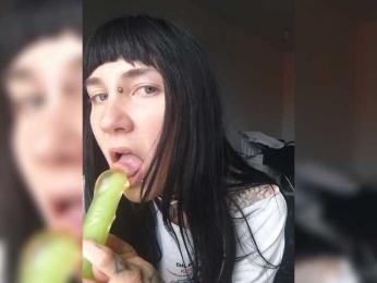 AWR0RA webcam bongacams model stream image