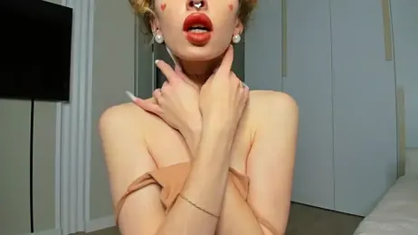 FlowerOfSin2001 webcam model stream image