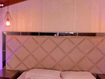 KyomiVelvet webcam model stream image