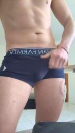 Hugzz08 webcam model stream image