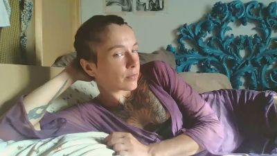 SpacerWoman webcam model stream image