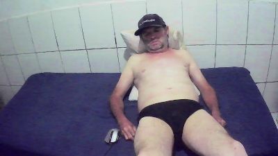 cesarpierdonaa1 webcam model stream image