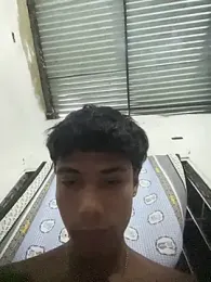 Adan21_cm webcam model stream image