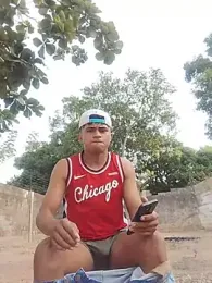 HOTRAINYGOLDEN webcam model stream image