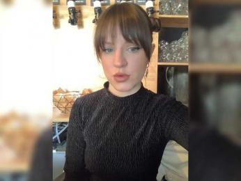 Yummypopka webcam model stream image