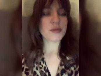 Yummypopka webcam model stream image