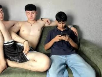 pelusos_mens webcam model stream image