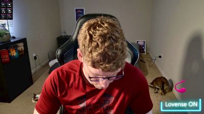 BlueEyedTallGuy webcam model stream image