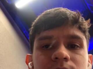 Andres Dreamer webcam model stream image
