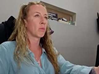 bmorganne420 webcam model stream image