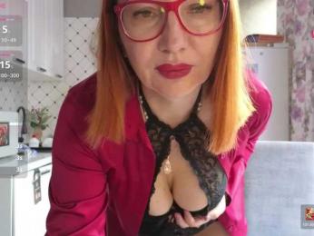 Pink-Lips webcam model stream image