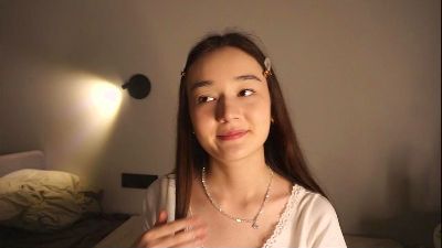 LoisIntveld webcam model stream image