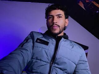 Lucius Evil webcam model stream image