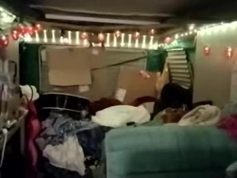 lesleygumgrass webcam model stream image