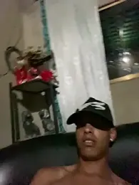 Aleexxx_2005 webcam model stream image