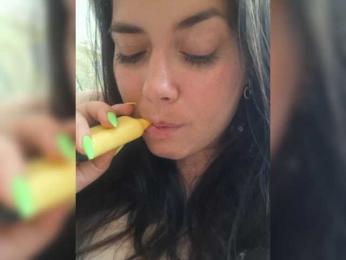 Naturally_Mom webcam bongacams model stream image