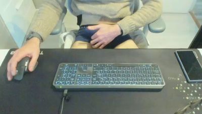 CurieuxDu47 webcam model stream image