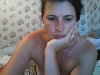 Karolina33 webcam model stream image