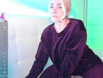 _-Dasha-_ webcam model stream image