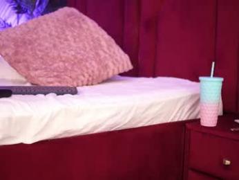 islucycherry webcam model stream image