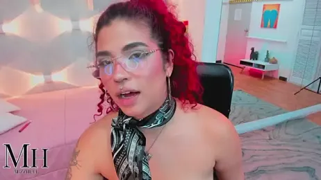 MizzHell webcam stripchat model stream image