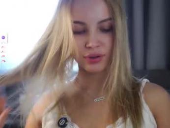 lipswithsmileonthem webcam chaturbate model stream image