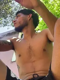 tanned_boy webcam model stream image