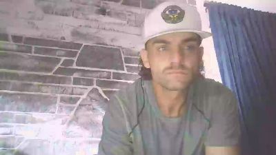 dylannielsen32 webcam model stream image