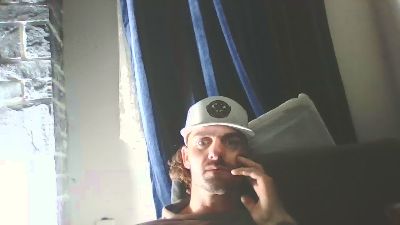 dylannielsen32 webcam model stream image