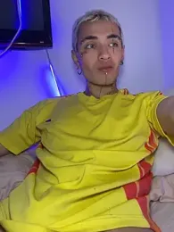 santikhalifa webcam model stream image