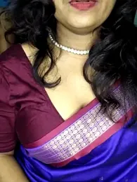 Naughty-Chaaya webcam model stream image