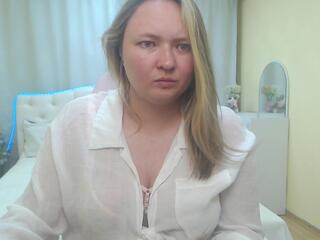 Sally Verda webcam model stream image