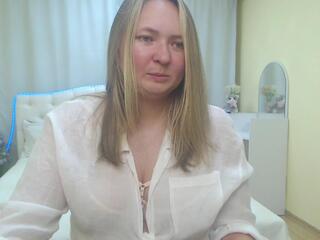 Sally Verda webcam model stream image