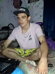 themaykiin18 webcam stripchat model stream image