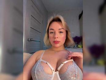 Mila-m webcam bongacams model stream image