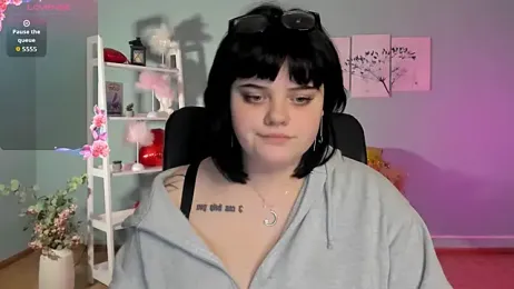 lika_pop webcam model stream image