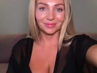 chloekiss webcam model stream image