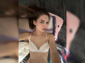 GymnastBABY webcam bongacams model stream image