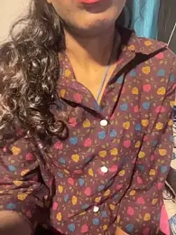 Indian-Squirt webcam model stream image