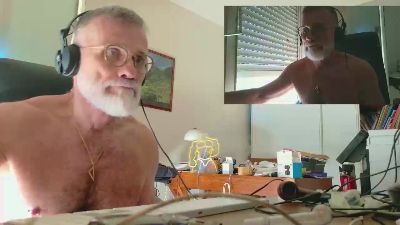 musclescigar webcam model stream image