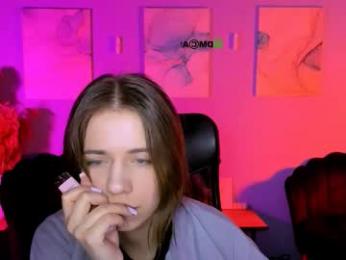 tender_louise webcam model stream image