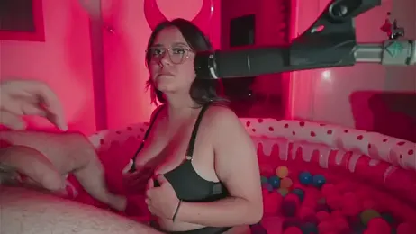 dan_and_daya webcam model stream image