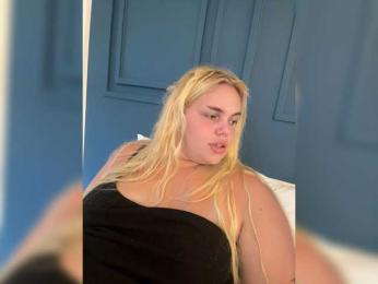 VXXETU webcam bongacams model stream image