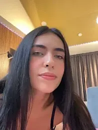 DaphneUwu webcam model stream image