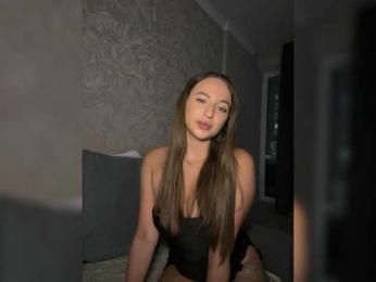 Alisaa-00 webcam model stream image