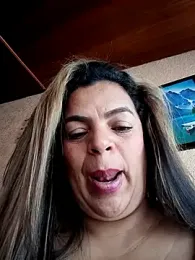 Mia-Glow webcam model stream image